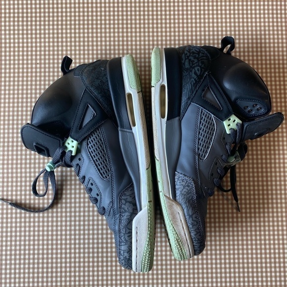 YOUTH Nike Air Jordan Spizike GS Black Mint Foam Dark Grey White shoes.Size 9.5 - Picture 7 of 16